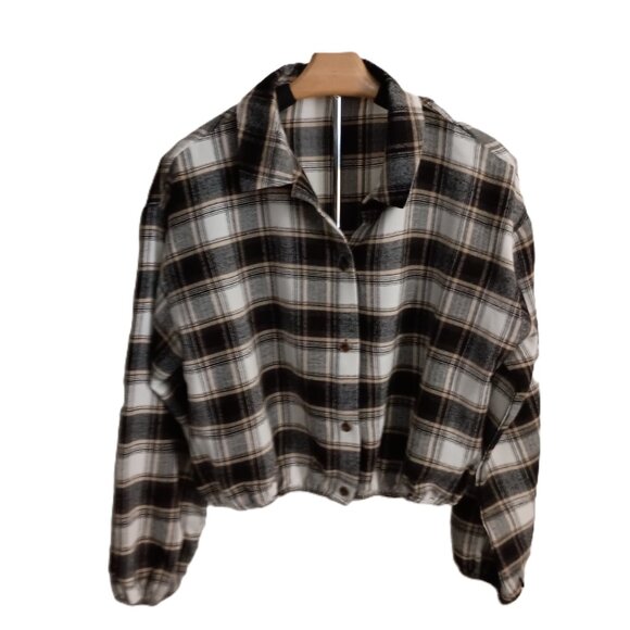 Hesperus Cropped Flannel Plaid Oversized Shirt Black Tan White Women’s Size L - Picture 2 of 16
